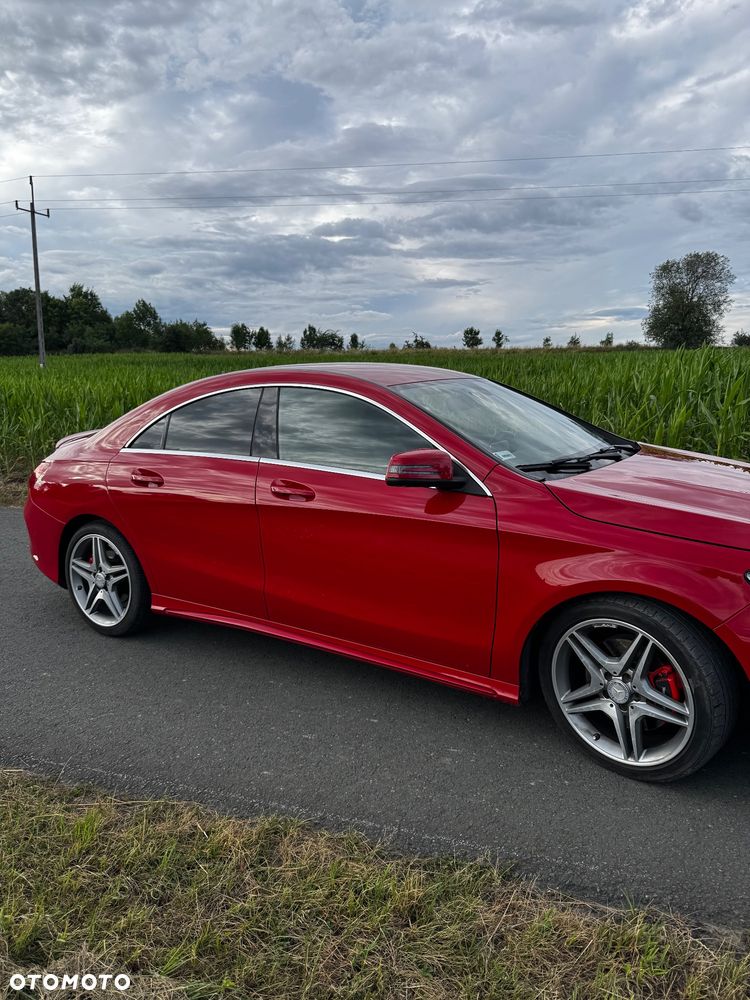 Mercedes-Benz CLA 250 7G-DCT - 7