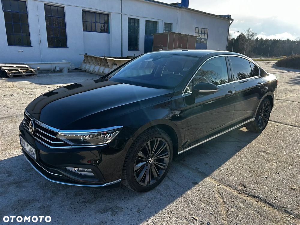 Volkswagen Passat 2.0 TSI Elegance DSG - 1