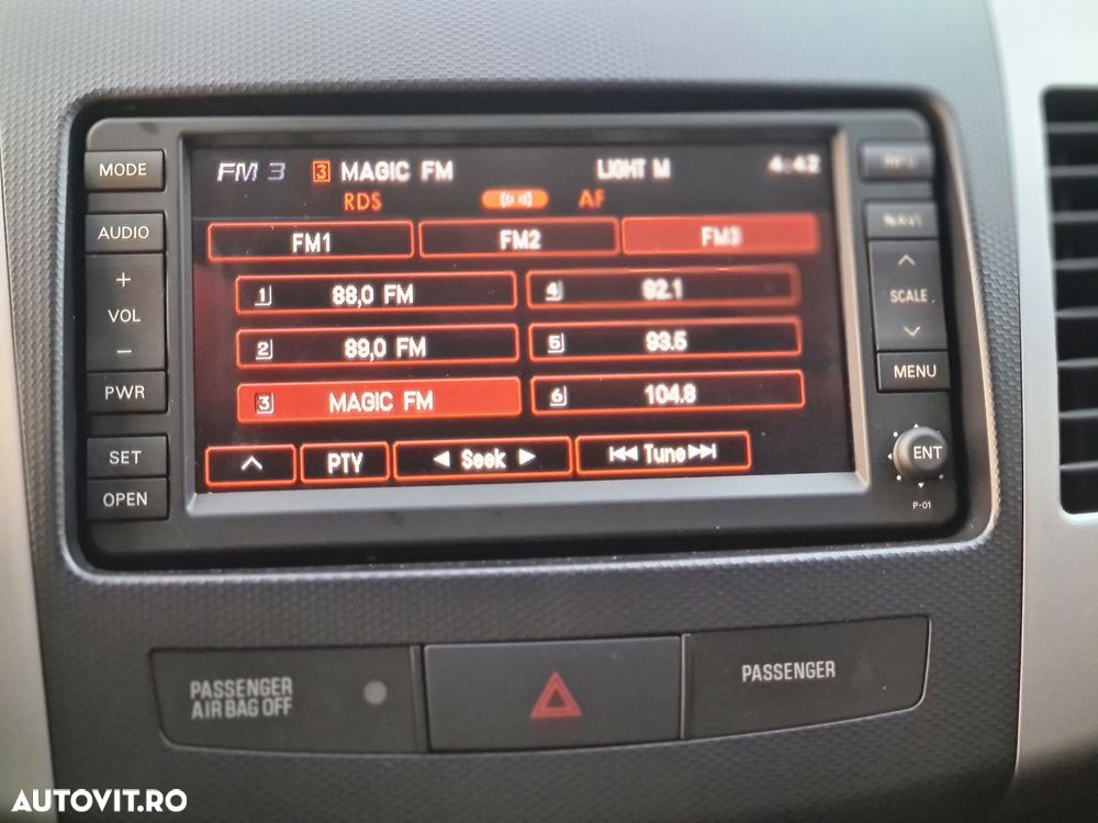 Peugeot 4007 2.2 HDI Premium - 18