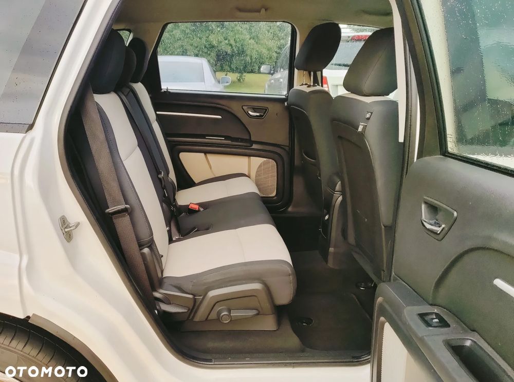 Dodge Journey 2.0 CRD SXT - 15
