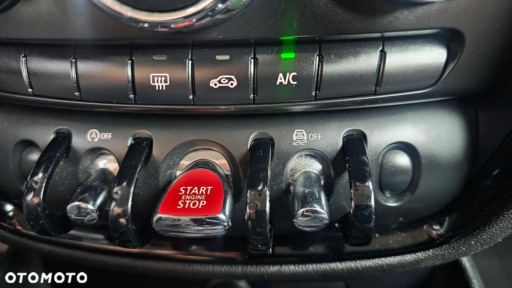 MINI Clubman One D John Cooper Works Trim - 19