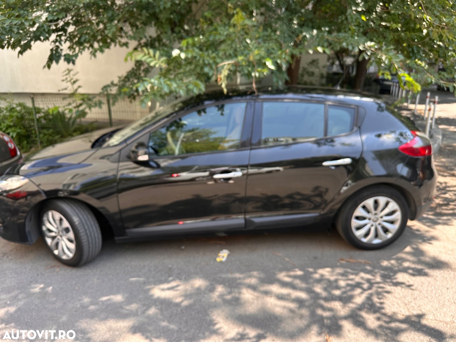 Renault Megane 1.9 dCi FAP Dynamique - 1