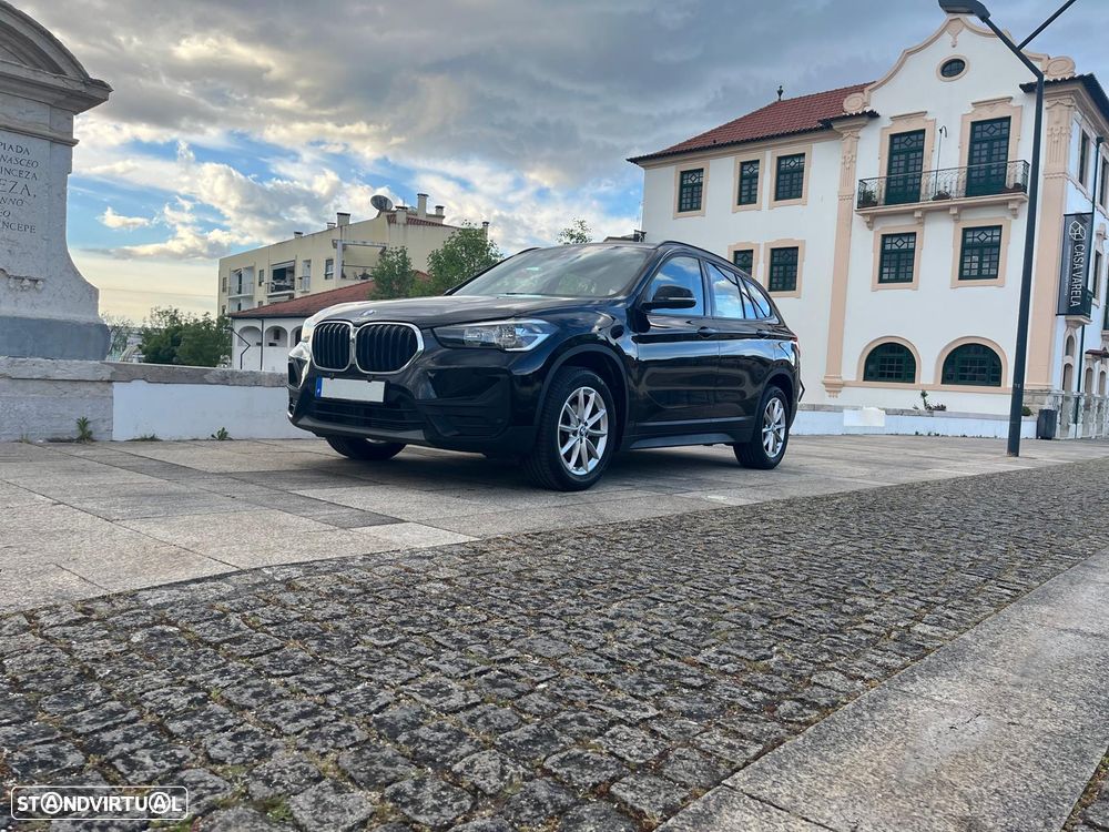 BMW X1 16 d sDrive Auto Line Sport - 9