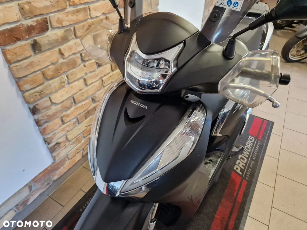 Honda SH - 22