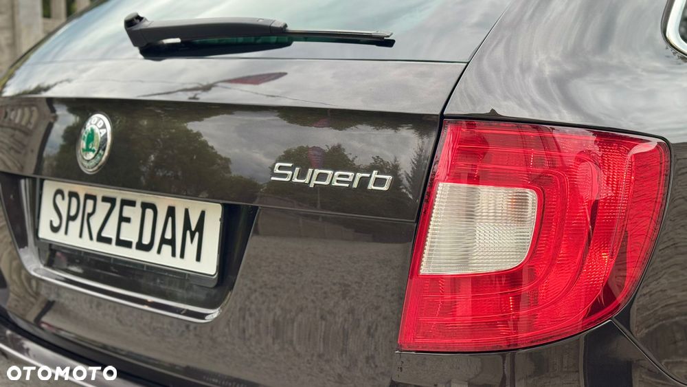 Skoda Superb 2.0 TDI DSG Exclusive - 13