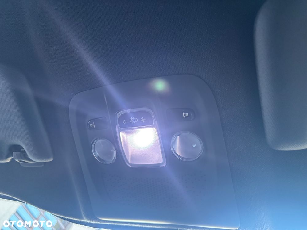 Peugeot 208 1.6 THP GTi - 31