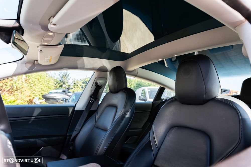 Tesla Model 3 Long-Range Dual Motor AWD - 11