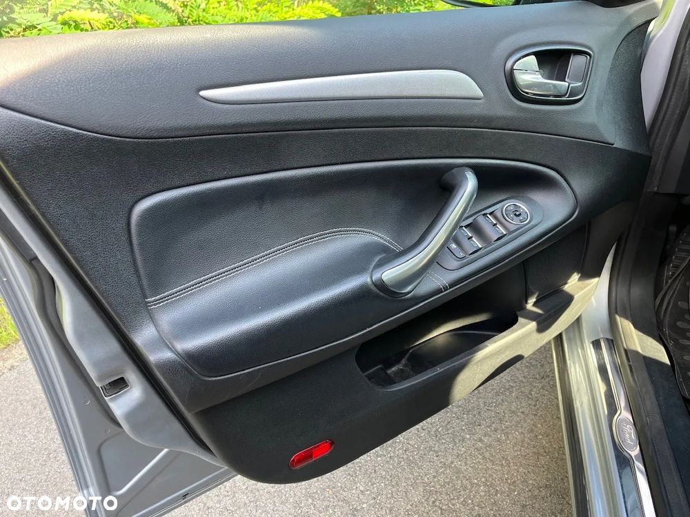 Ford Mondeo 2.0 Titanium - 5