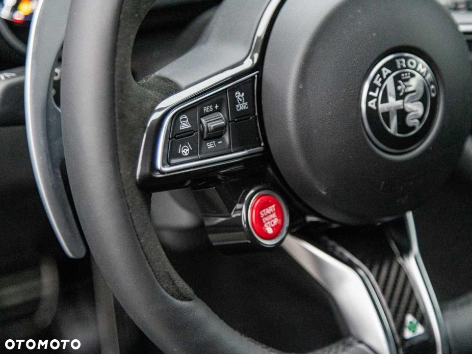 Alfa Romeo Giulia 2.9 Bi Turbo V6 Quadrifoglio - 8