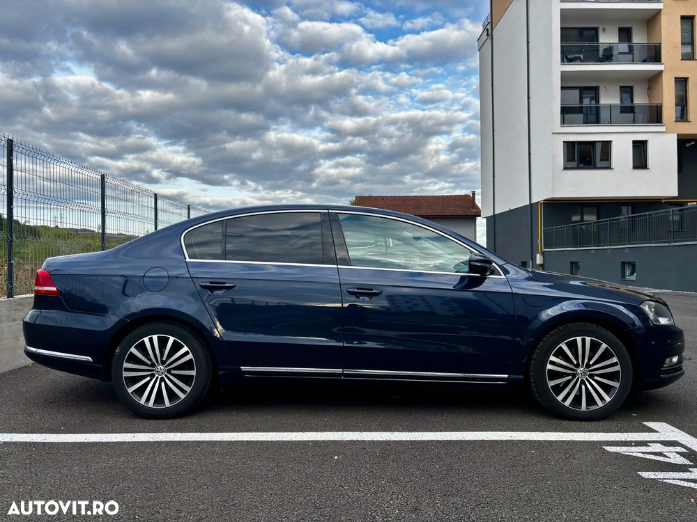 Volkswagen Passat Variant 2.0 TDI BlueMotion Technology DSG Highline - 3