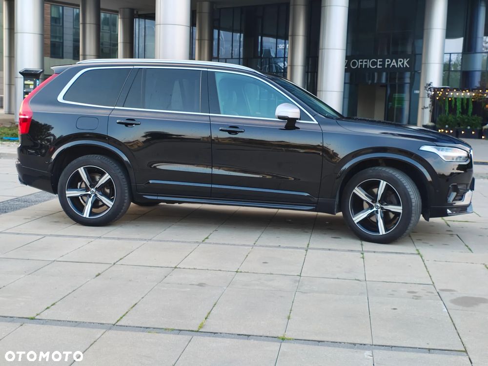 Volvo XC 90 D5 AWD R-Design 7os - 31