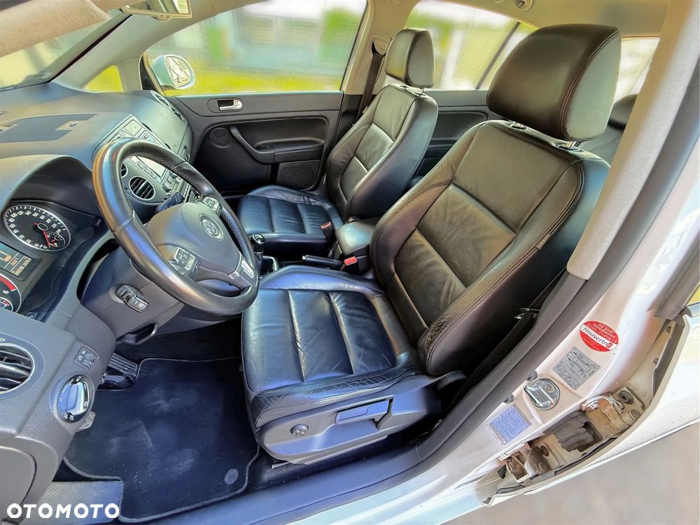 Volkswagen Golf Plus 1.6 TDI Highline - 9