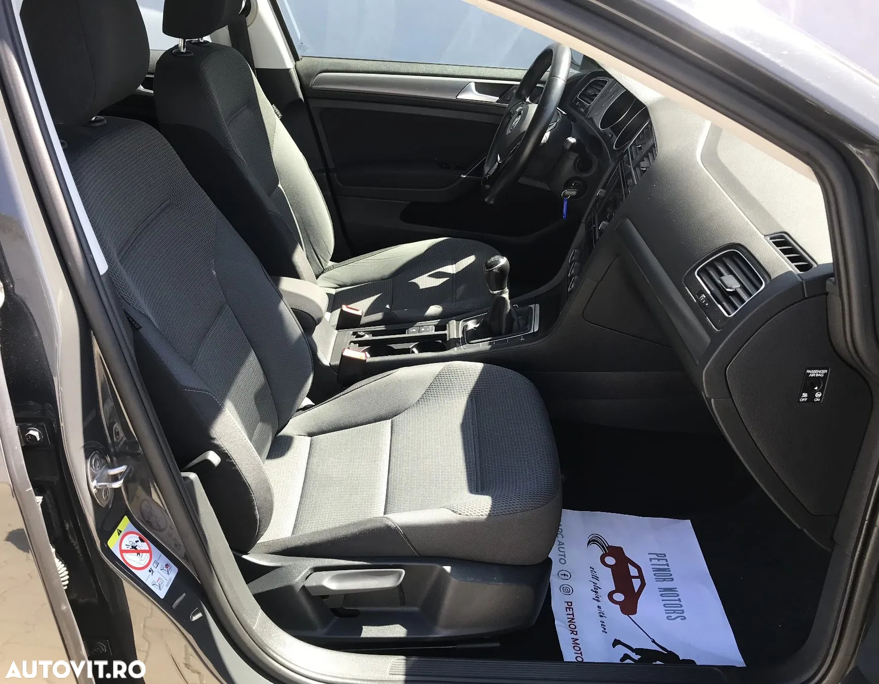 Volkswagen Golf 1.6 TDI Comfortline - 16