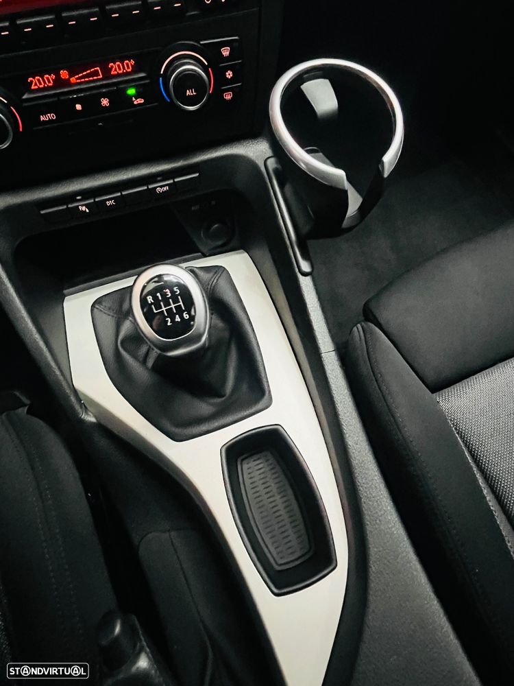 BMW X1 18 d xDrive Pack M - 45