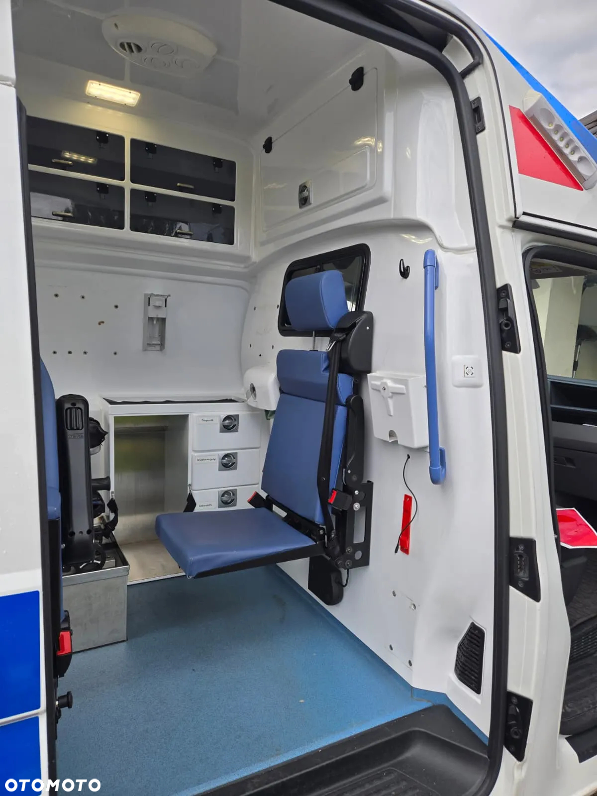 Volkswagen TRANSPORTER T6.1 Ambulans Karetka - 12