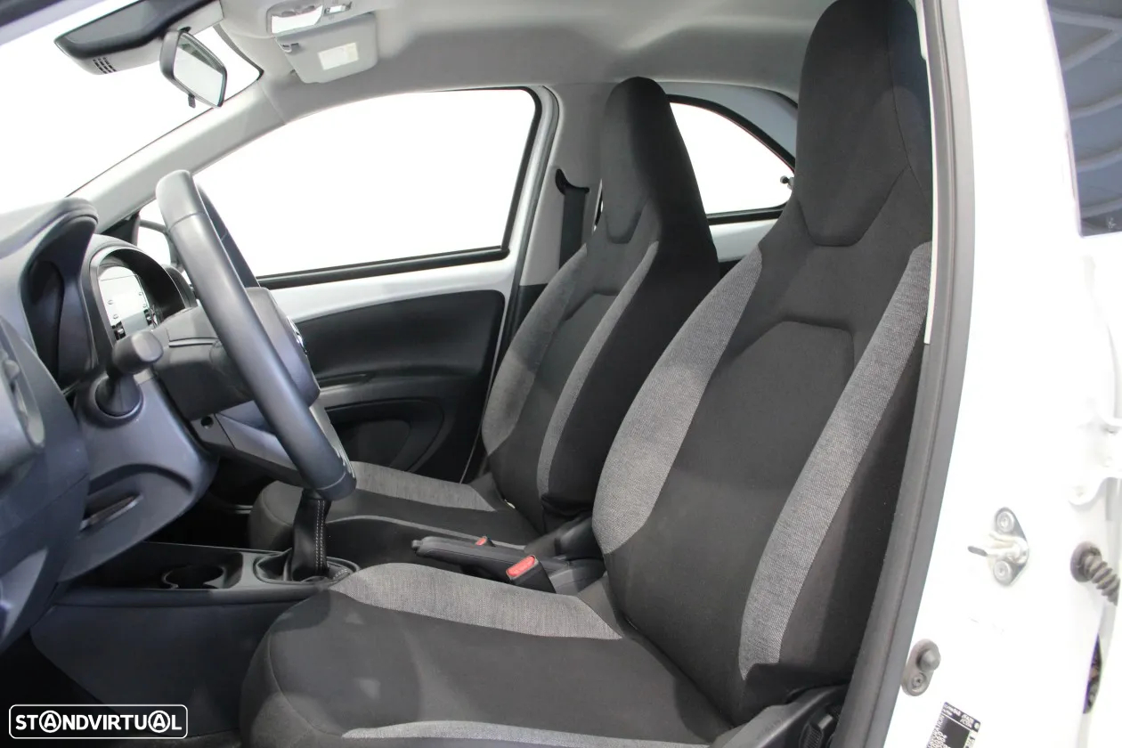 Toyota Aygo X 1.0 Pulse - 10