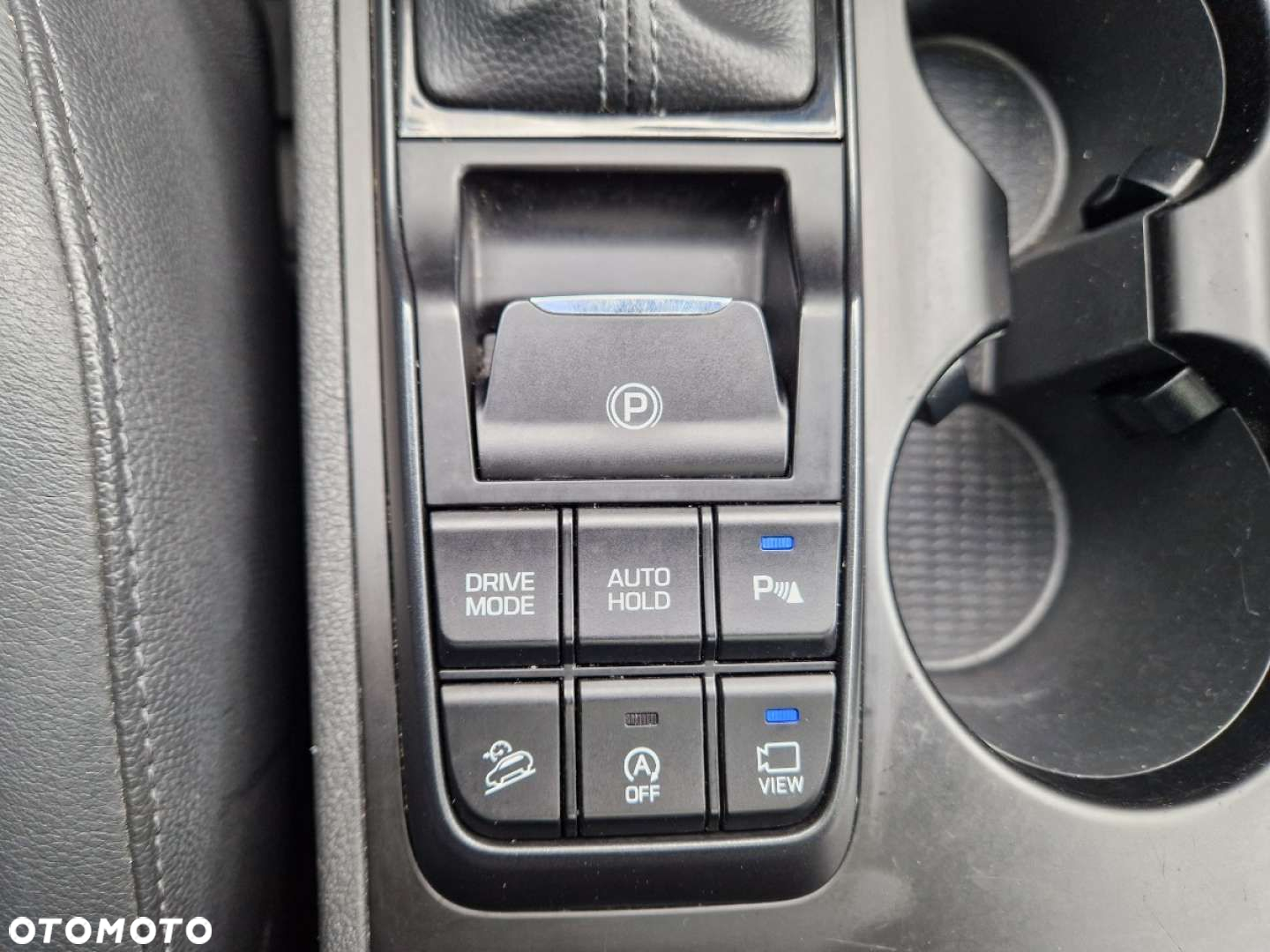 Hyundai Tucson 2.0 CRDi 4WD Automatik Premium - 24