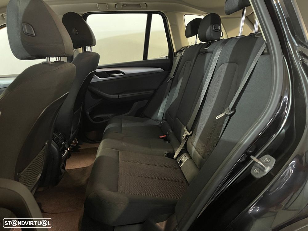 BMW X3 18 d sDrive Auto - 14