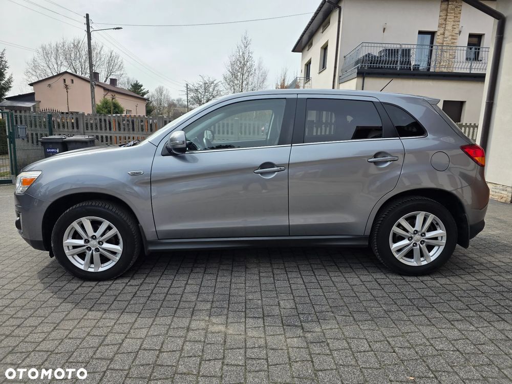 Mitsubishi ASX - 12