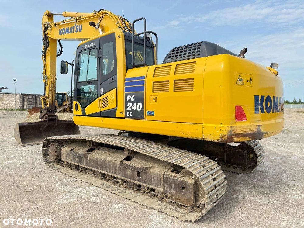 Komatsu PC 240 LC-10 - 4