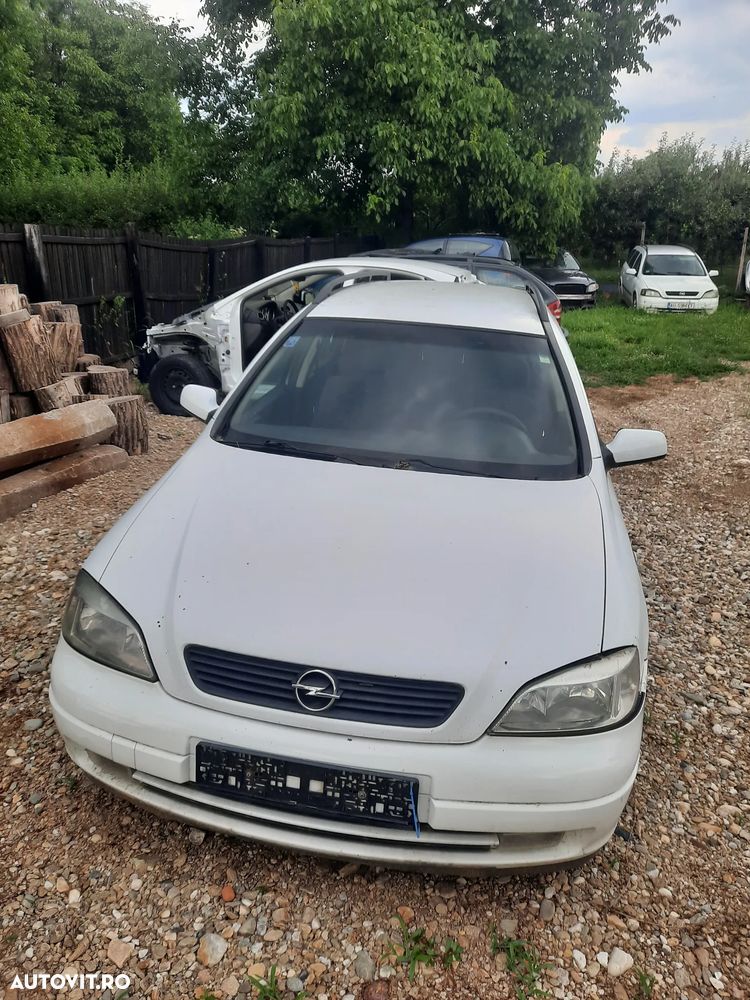 Dezmembrez Opel Astra G, 1.7 diesel 2001 - 1