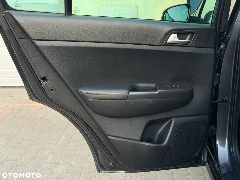Kia Sportage 1.6 GDI L 2WD - 31
