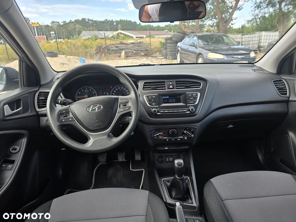 Hyundai i20 1.2 Classic Plus - 11