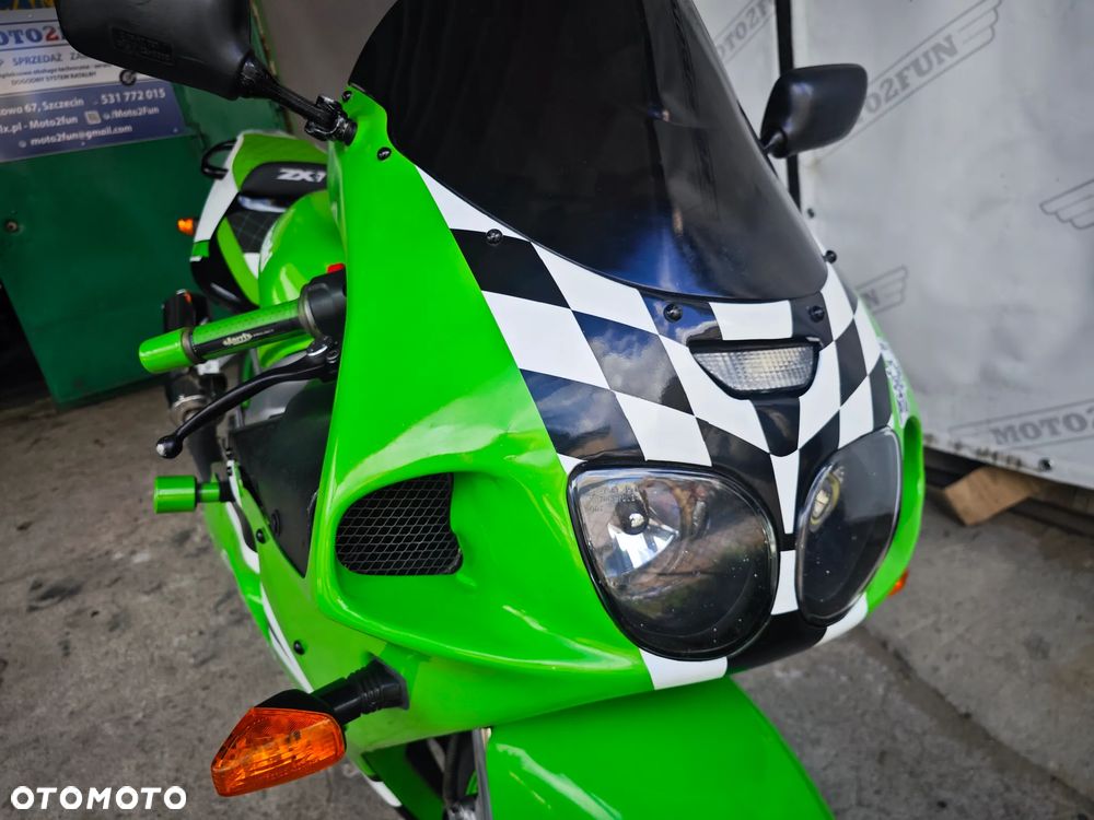 Kawasaki Ninja - 11