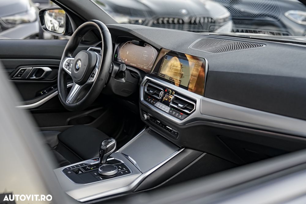 BMW Seria 3 330i Aut. M Sport - 14