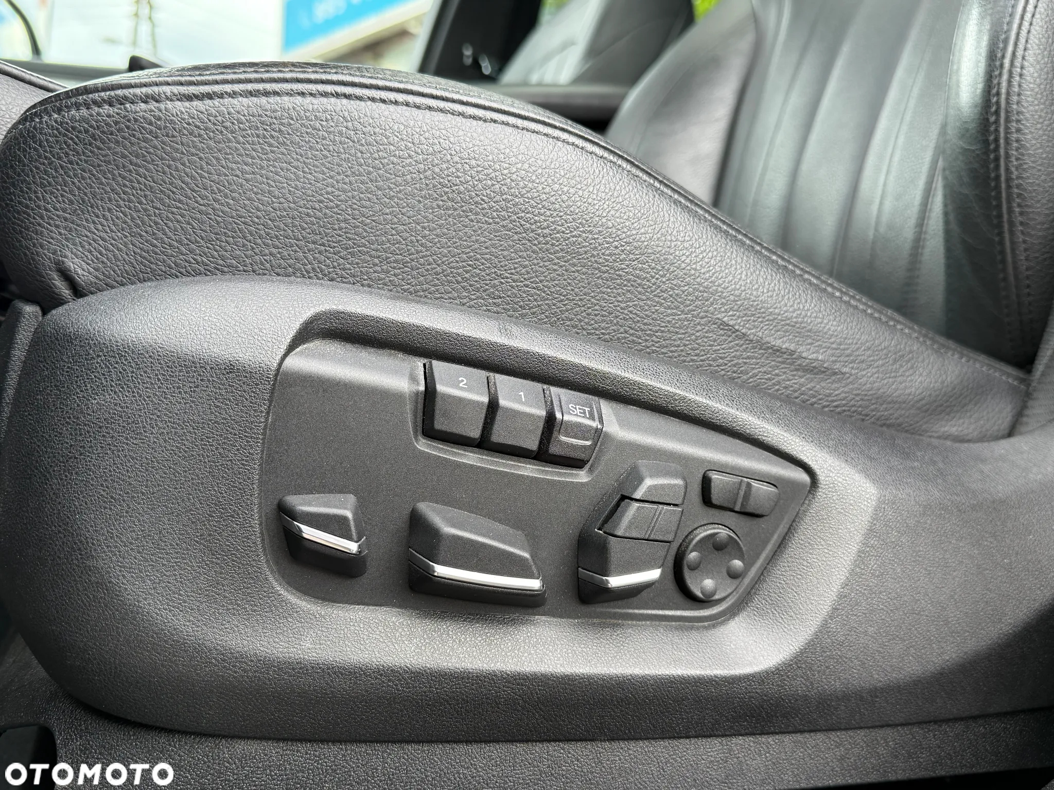 BMW X6 M50d - 12