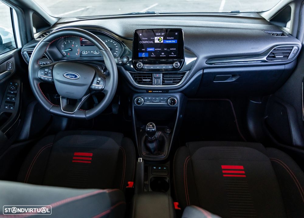 Ford Fiesta 1.0 EcoBoost Hybrid S&S ST-LINE - 12