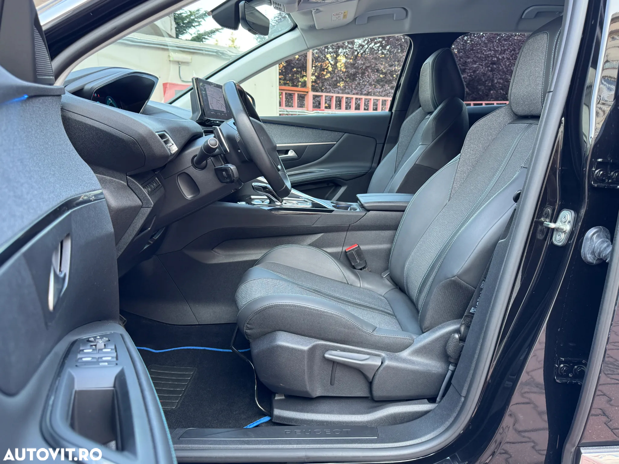 Peugeot 3008 Plug-In Hybrid 225 e-EAT8 Allure Pack - 12