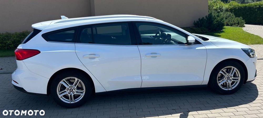 Ford Focus 1.5 EcoBlue Start-Stopp-System ACTIVE X - 4