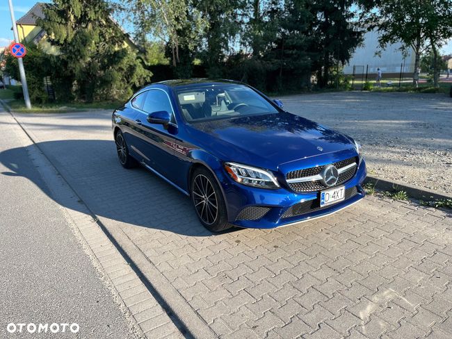 Mercedes-Benz Klasa C 300 Coupe 4Matic 9G-TRONIC AMG Line