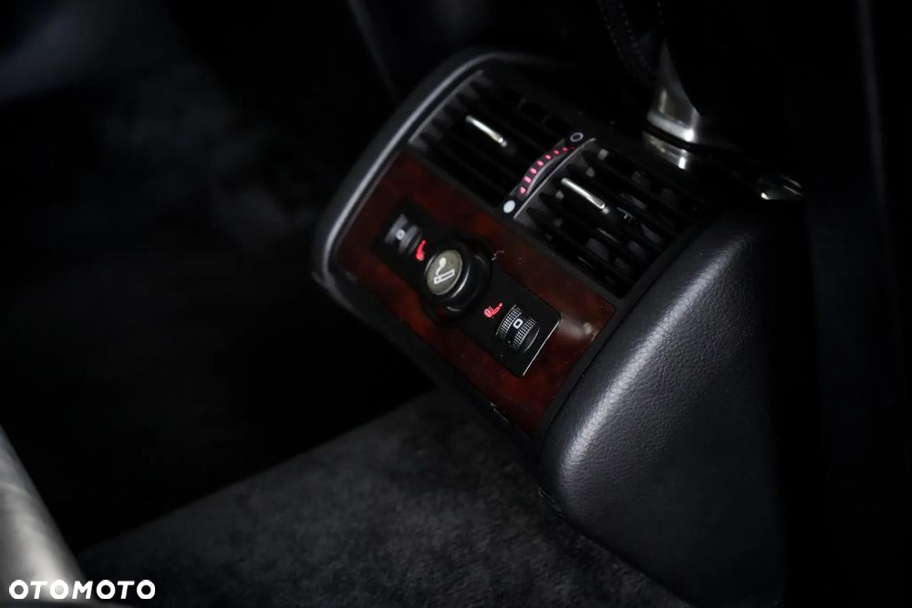 Audi A8 - 18