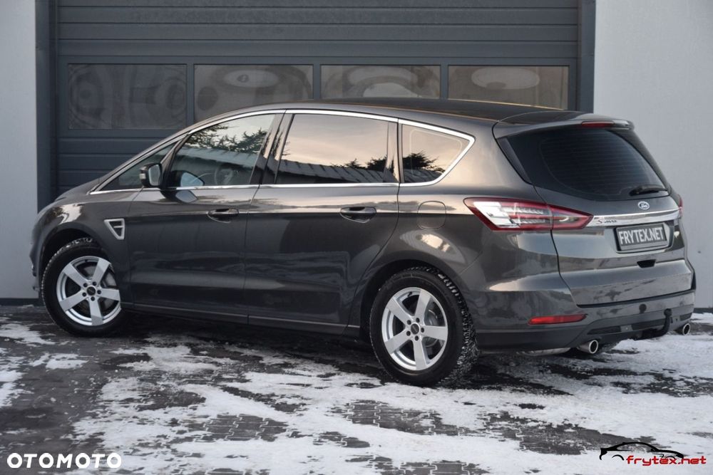 Ford S-Max - 13