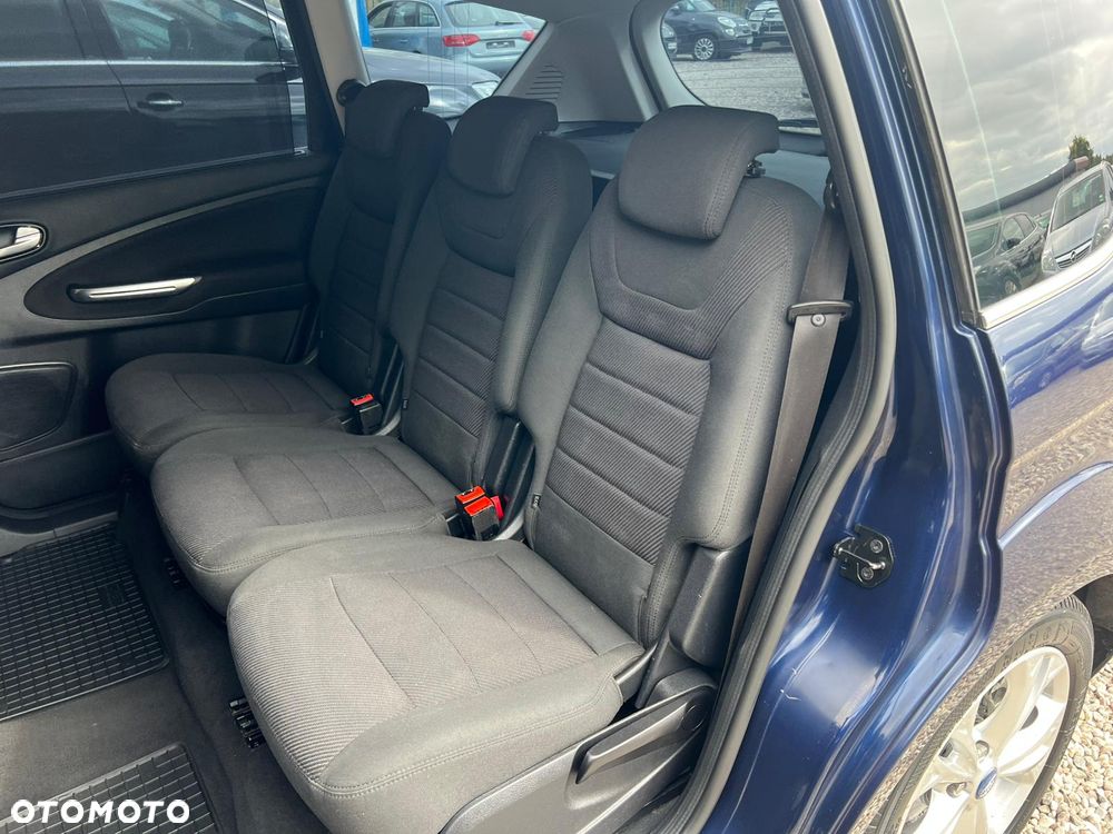 Ford S-Max - 26