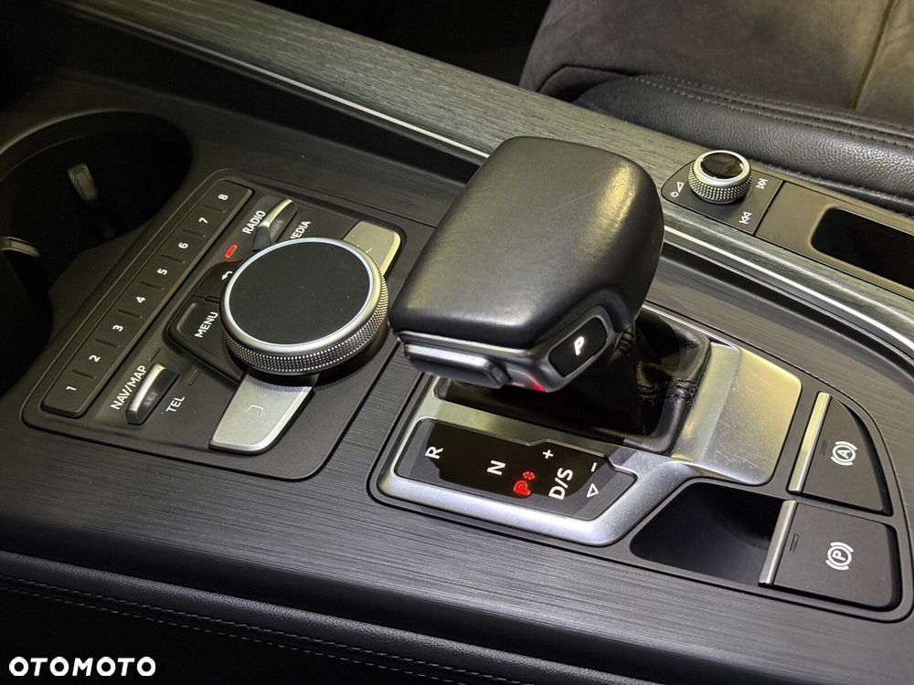 Audi A4 Avant 2.0 TDI Quattro Sport S tronic - 31