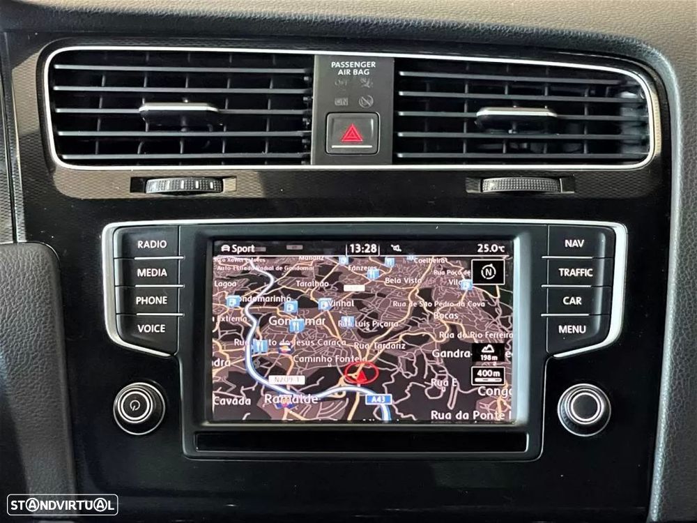 VW Golf 2.0 TSi GTi DSG - 51