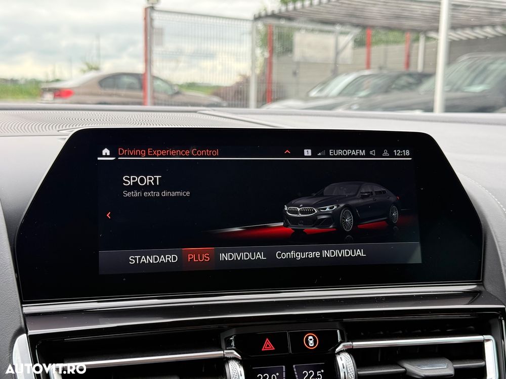 BMW Seria 8 - 26