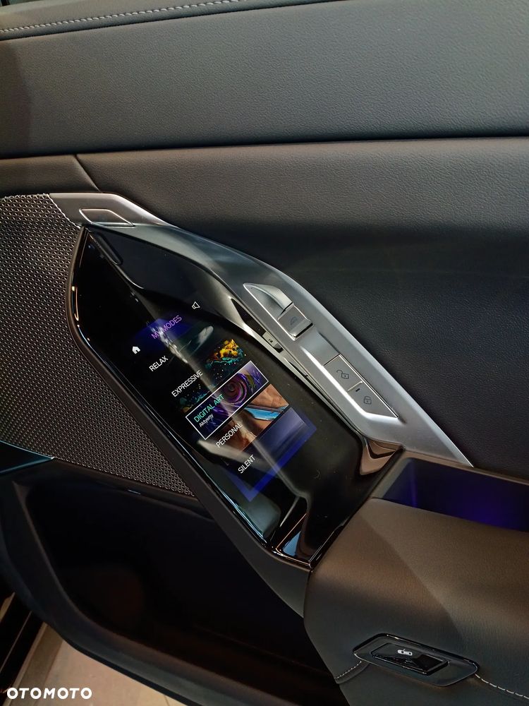 BMW Seria 7 - 10