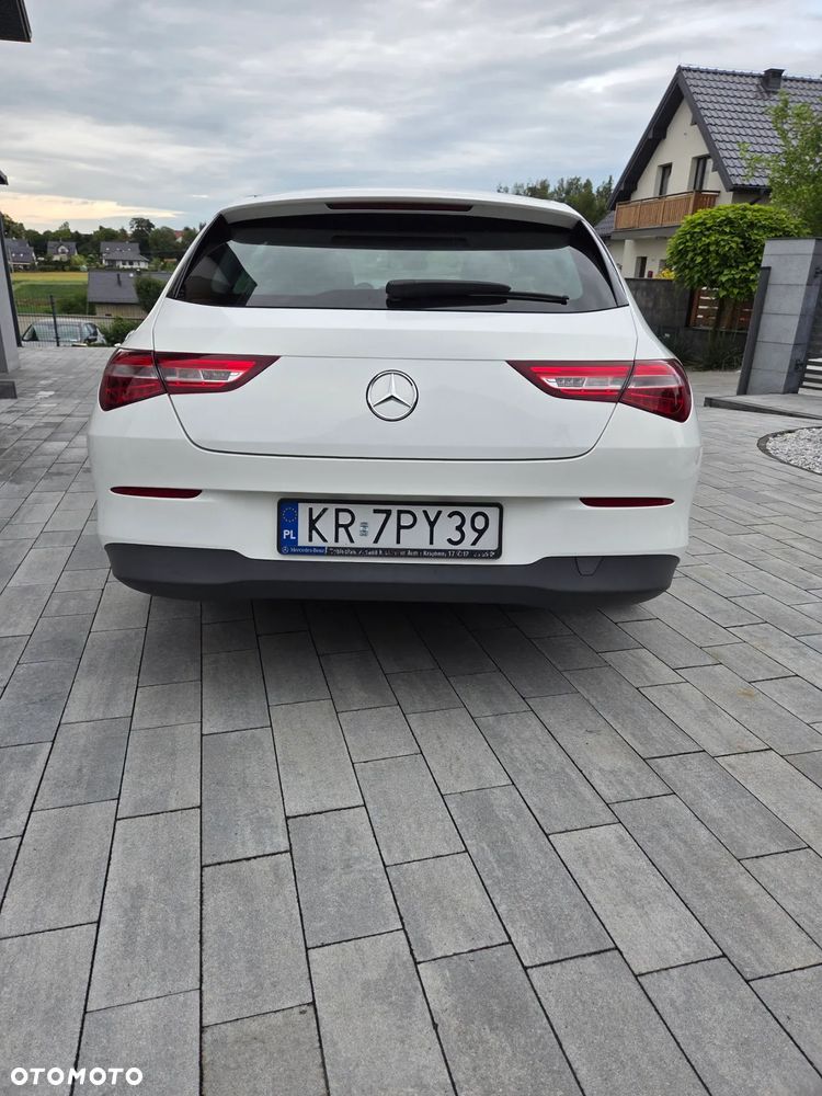 Mercedes-Benz CLA 180 d 7G-DCT - 14