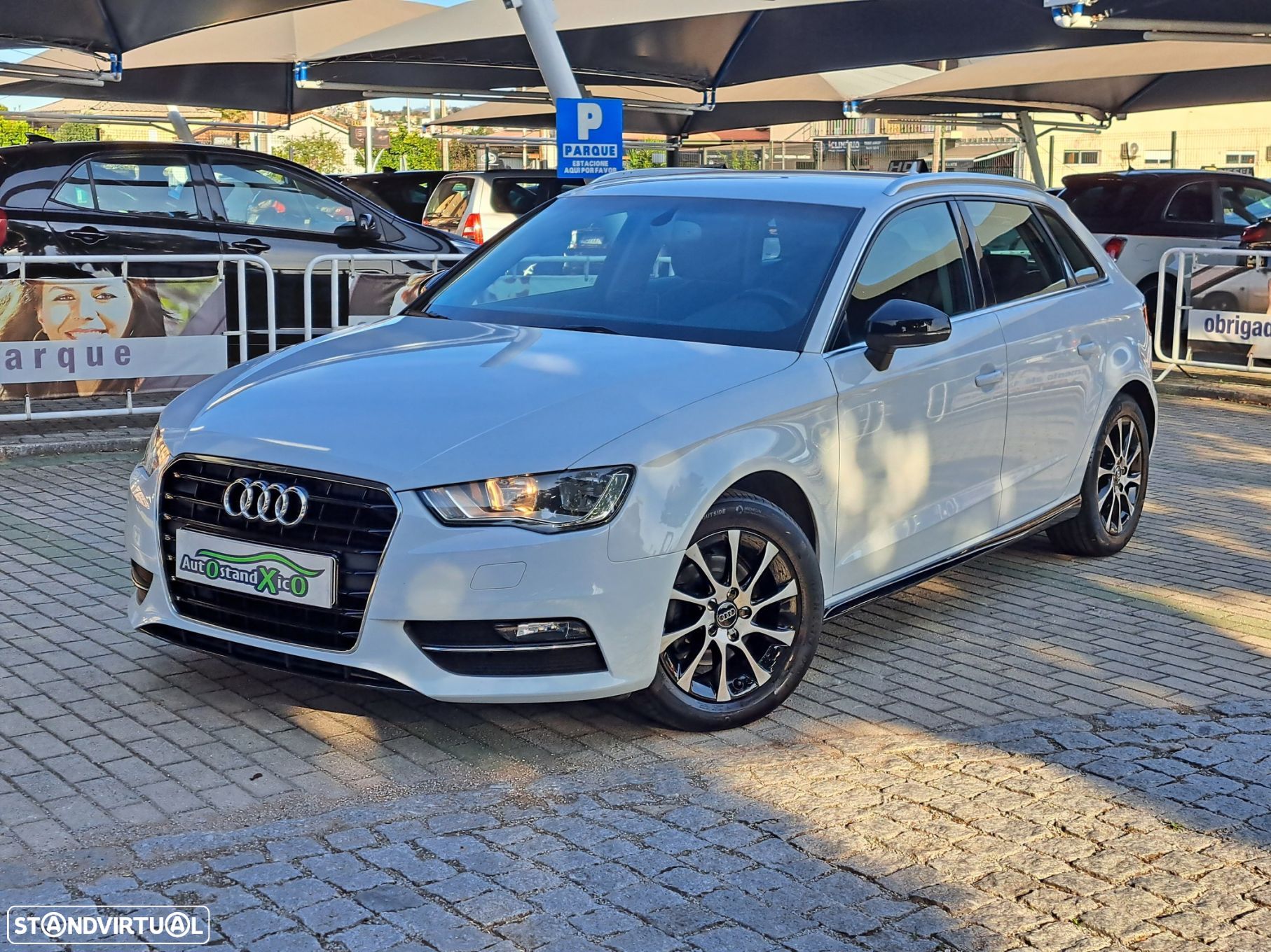 Audi A3 Sportback 1.6 TDI Attraction Ultra - 1