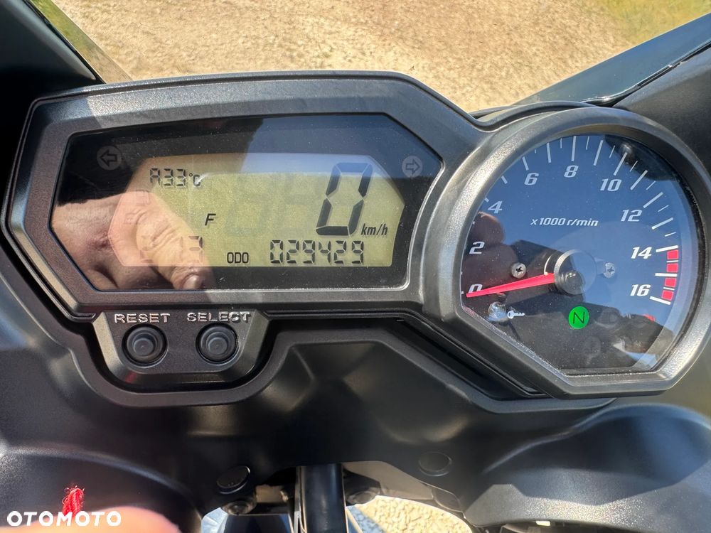 Yamaha FZ6 - 16
