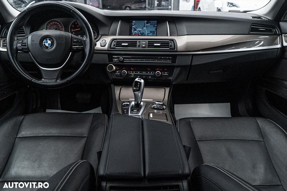 BMW Seria 5 528i xDrive Sport-Aut. Luxury Line - 27