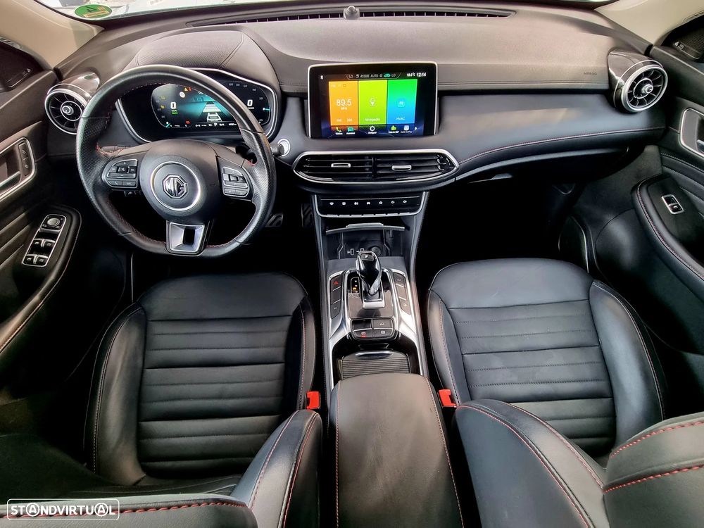 MG EHS PHEV Luxury - 13