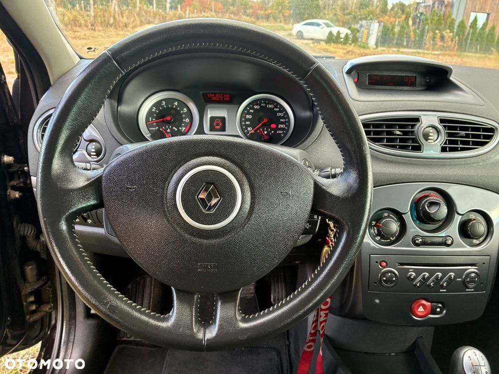 Renault Clio - 29