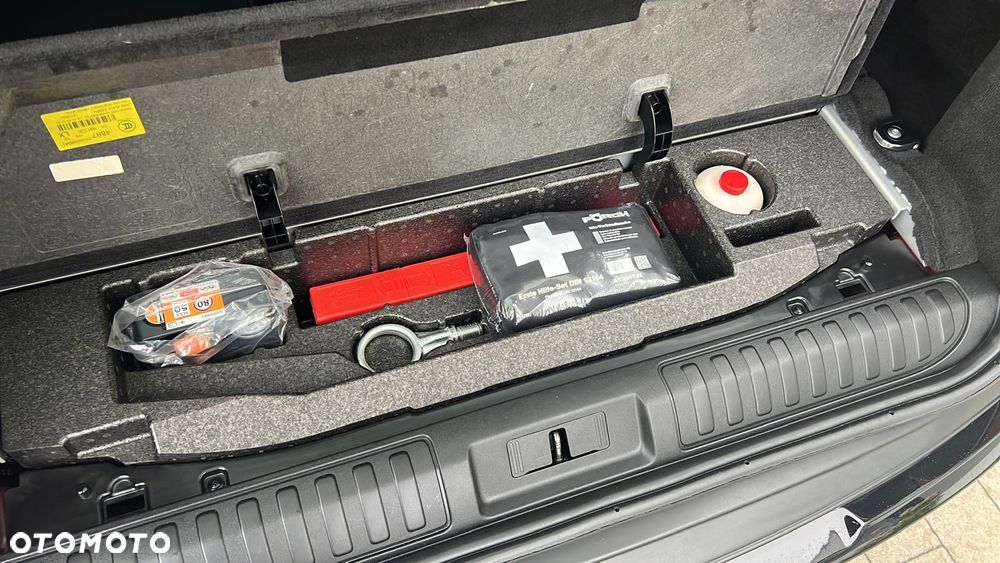 Land Rover Range Rover Sport P400e HSE Dynamic Stealth - 22