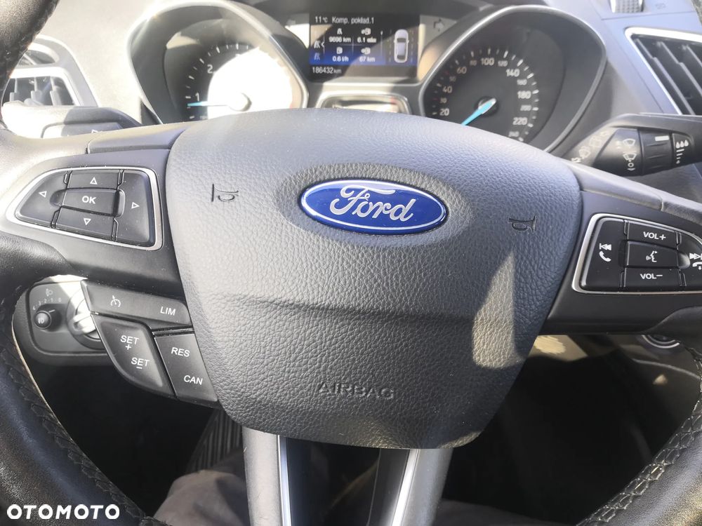 Ford Grand C-MAX - 18