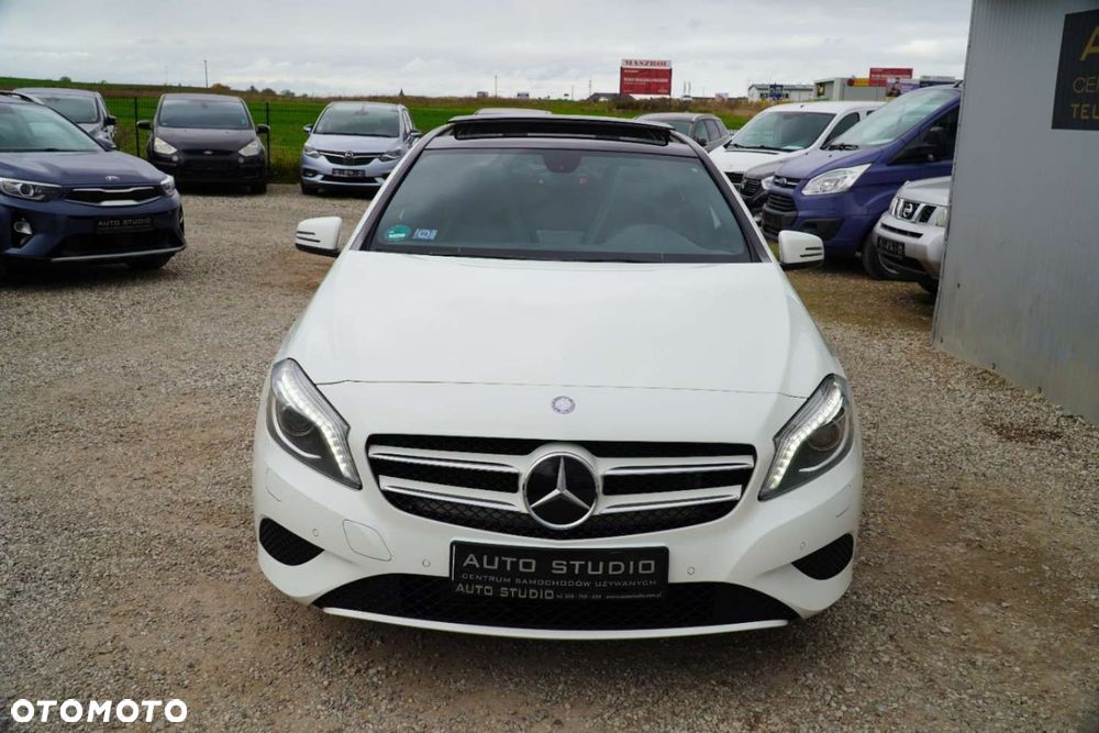 Mercedes-Benz Klasa A 180 (BlueEFFICIENCY) Urban - 32